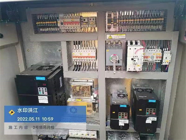 水映洪江項(xiàng)目-塔吊、電梯月檢